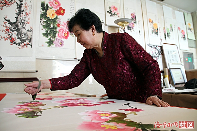 画家乔爱花联谊笔会_中国第一指画艺术画家乔爱花