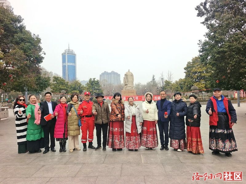 bcb370718ea93fb2bd86fc9b5c8adb1.jpg